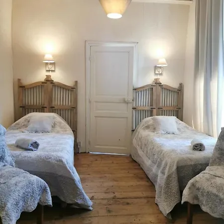 D'hotes Chez Valerie Garage Motos Et Velos Nocleg ze śniadaniem 3*